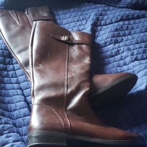 Brown Italian Shoemaker